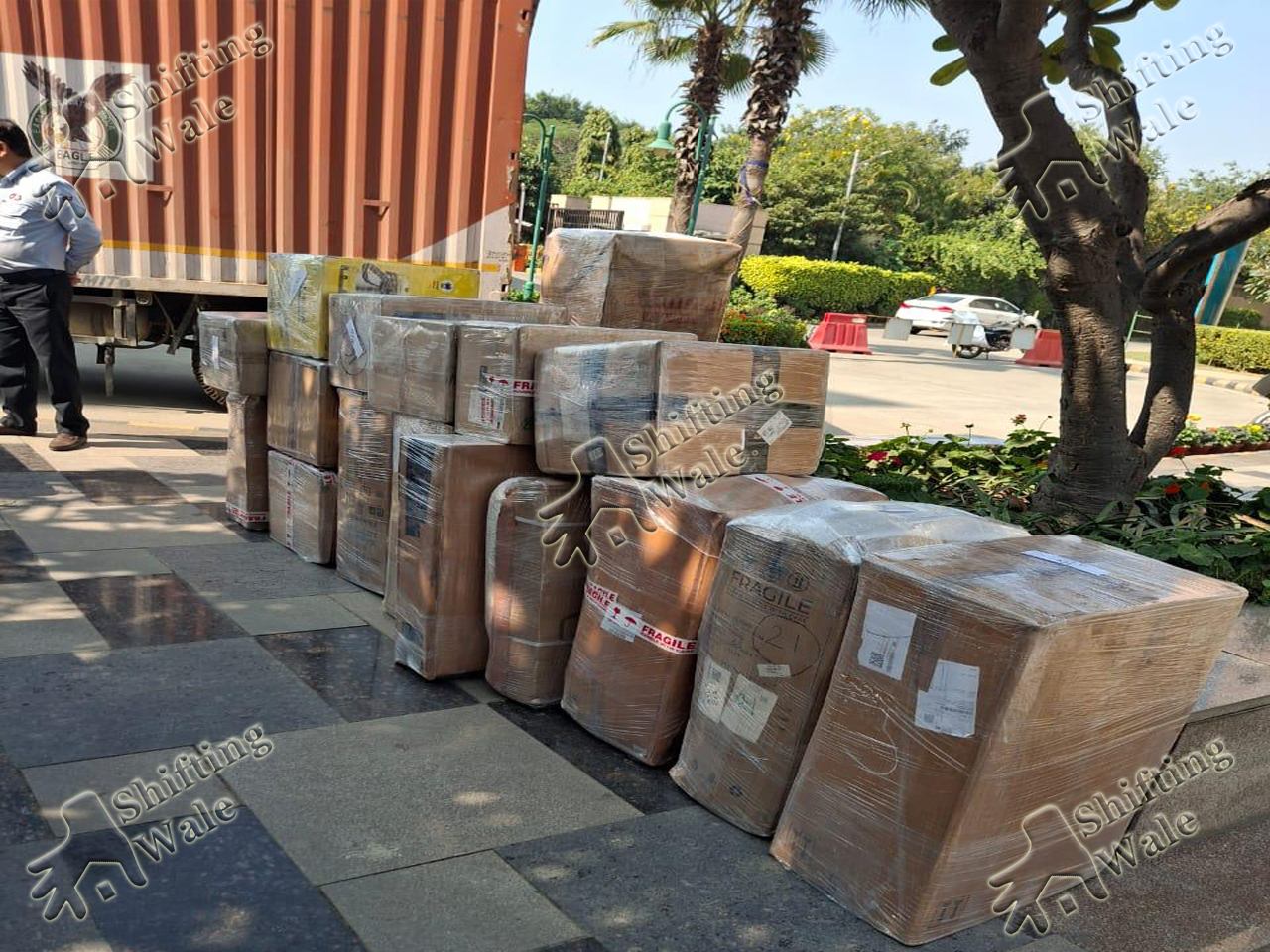 Best Packers And Movers From Chiplun To Kathmandu